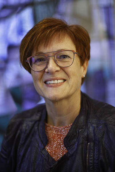 Hennie-Slangen-Assistente-400600